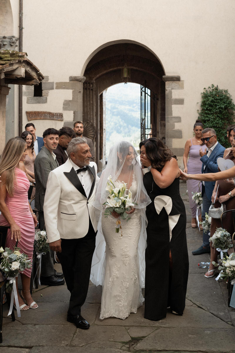 wedding at castello del trebbio